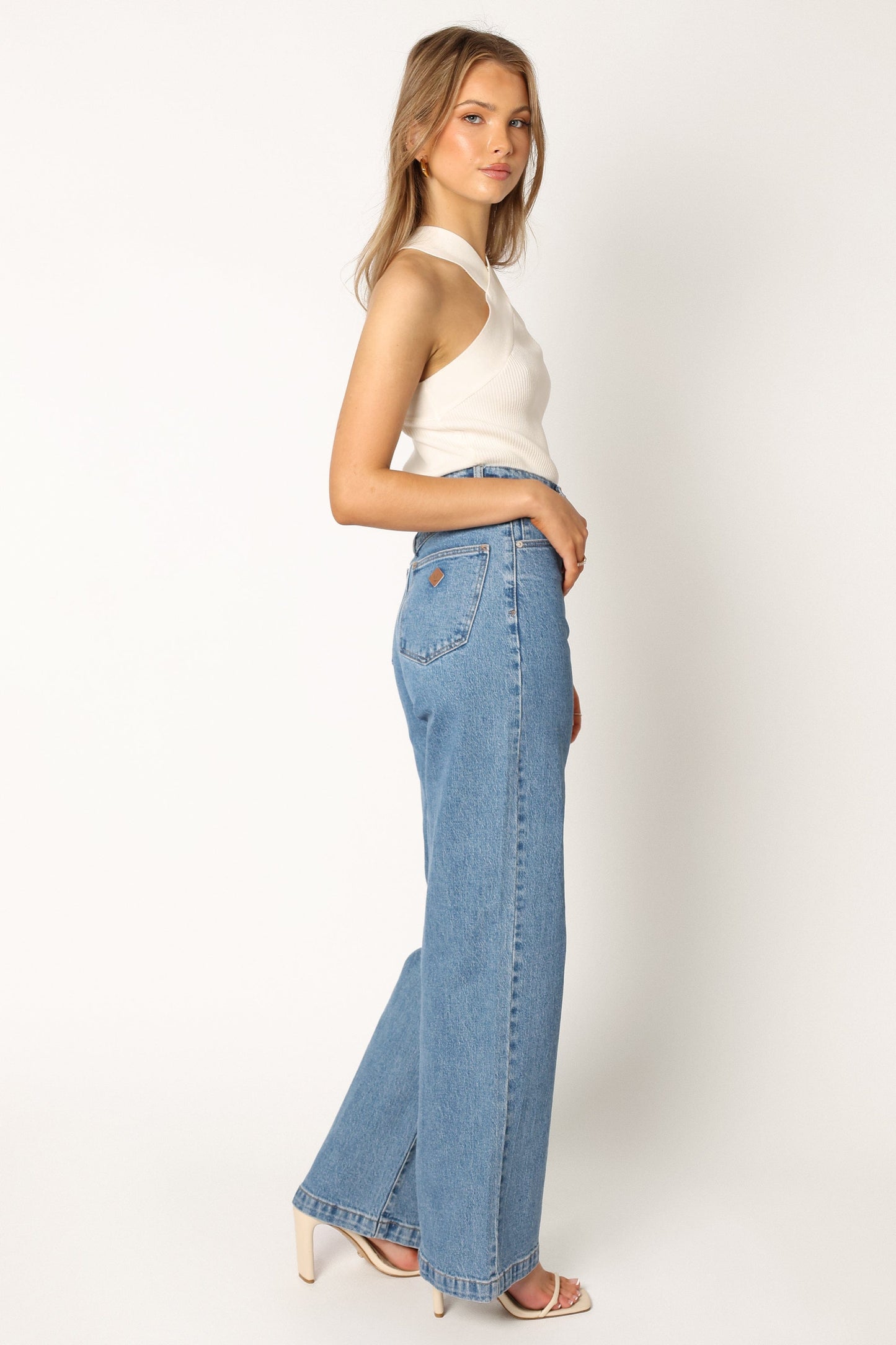 Women's High Waist Straight Leg Jeans