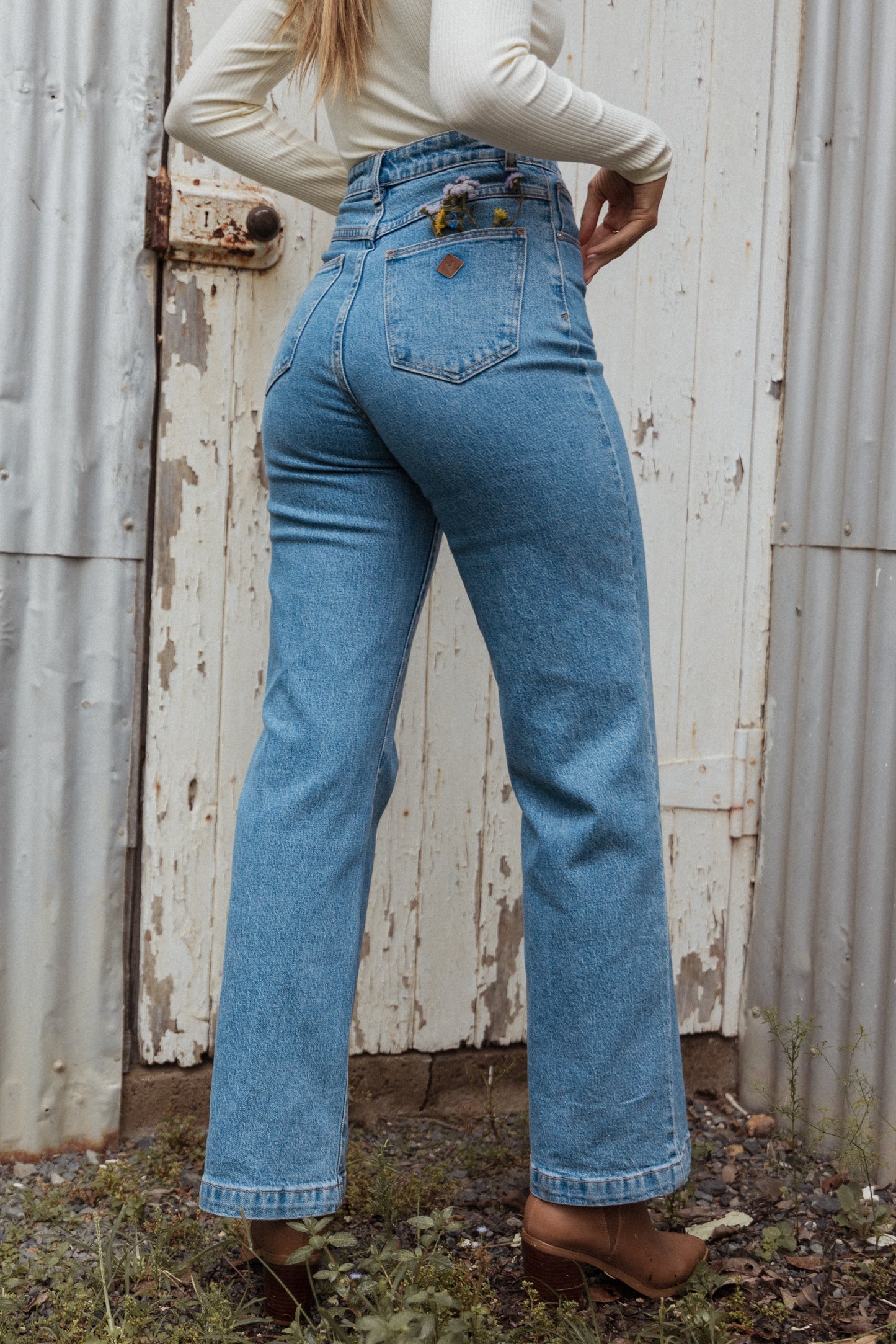 Women's High Waist Straight Leg Jeans